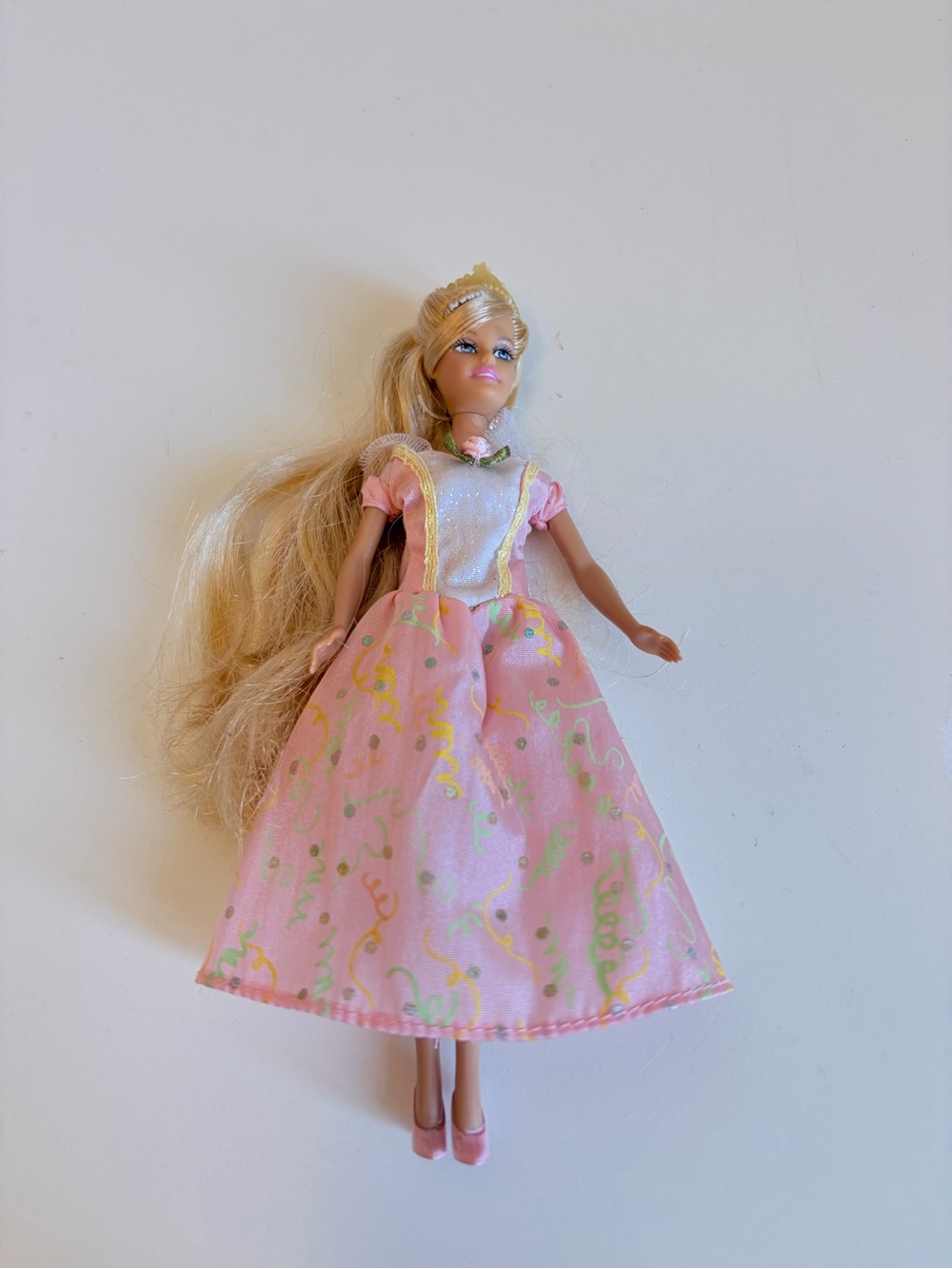Barbie Mini Kingdom Princess and Pauper Mini Doll Anneliese
